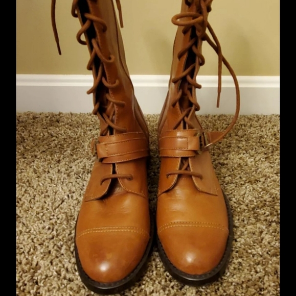 Etienne Aigner Shoes - Leather boots